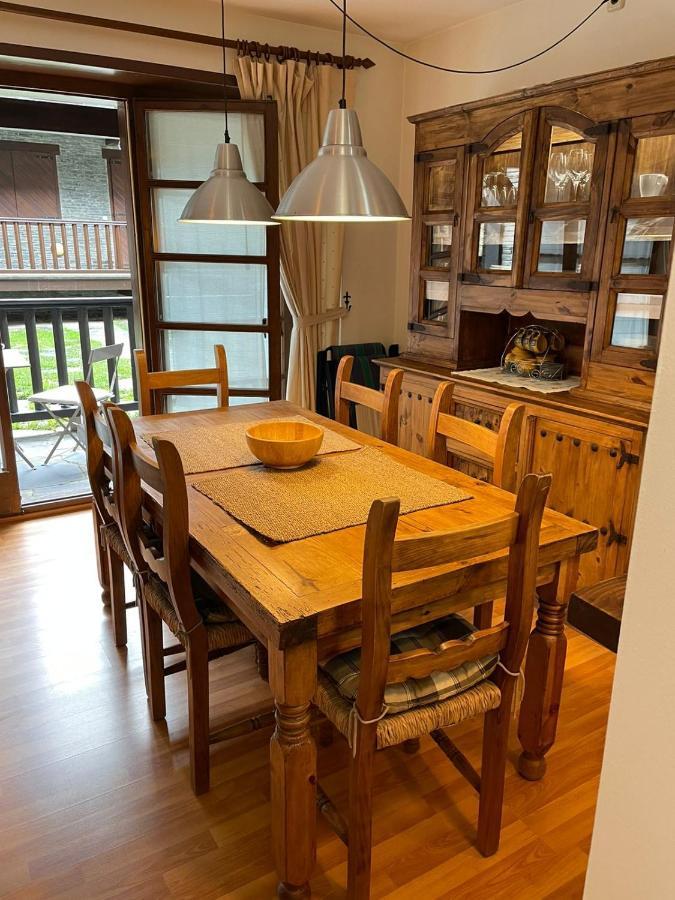 Apartmán Precioso Y Acogedor Cerca De Pistas By Renttarter Incles Exteriér fotografie