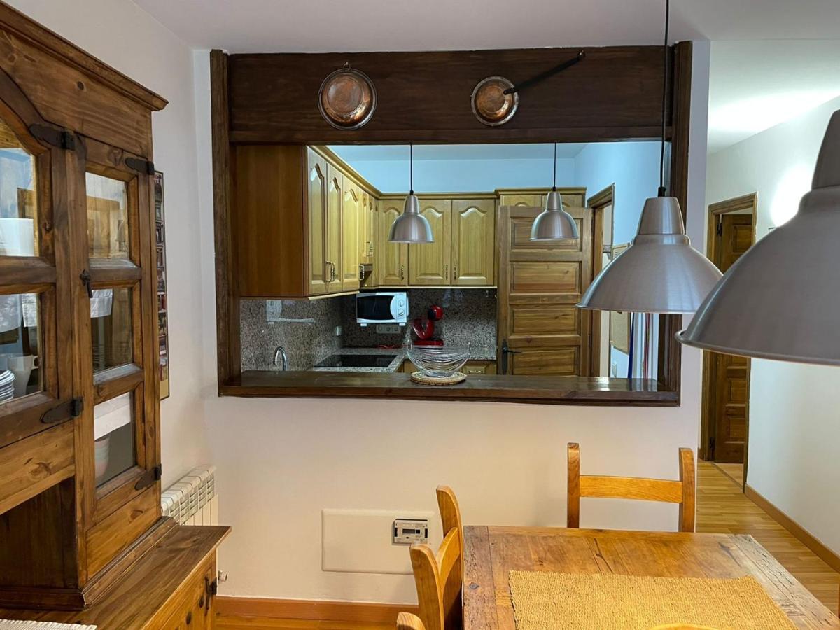 Apartmán Precioso Y Acogedor Cerca De Pistas By Renttarter Incles Exteriér fotografie