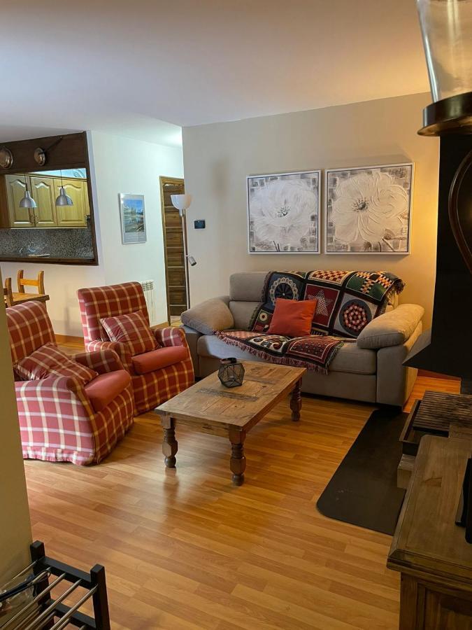 Apartmán Precioso Y Acogedor Cerca De Pistas By Renttarter Incles Exteriér fotografie